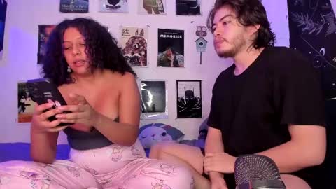 Snapshot of hothoneychile chatting on May 19, 2026, 4:41 am Sam and Nico online show from May 19, 2026, 4:41 am