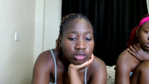 Snapshot of hotie_vive chatting on July 24, 2026, 2:09 am Hotie vives online show from July 24, 2026, 2:09 am