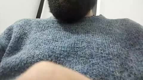 Snapshot of hotitalianboy218174 chatting on December 17, 2025, 1:11 am Italiaboy online show from December 17, 2025, 1:11 am