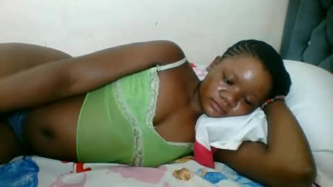 LOYCE online show from July 5, 2026, 3:23 am