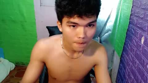 hotking_cummer online show from December 23, 2025, 2:31 am
