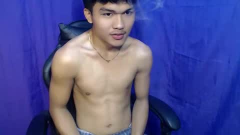 hotking_cummer online show from January 12, 2026, 4:39 am