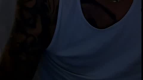 hotkinkytat online show from June 25, 2026, 4:01 am