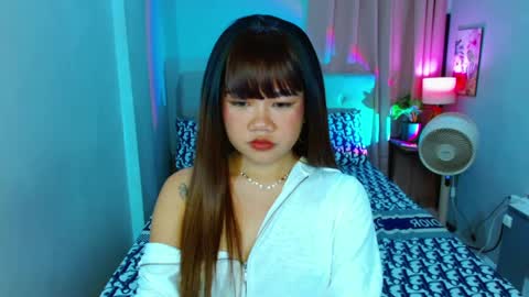 Snapshot of hotlayla_ chatting on February 16, 2025, 12:54 pm Layla online show from February 16, 2025, 12:54 pm