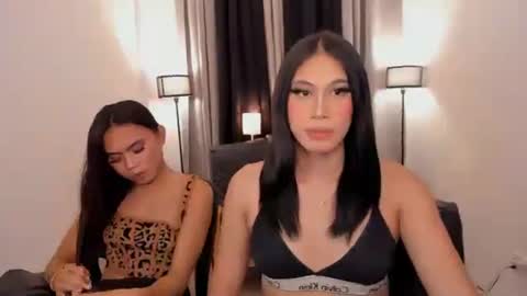 hotlestalinsandra online show from May 12, 2026, 12:19 am