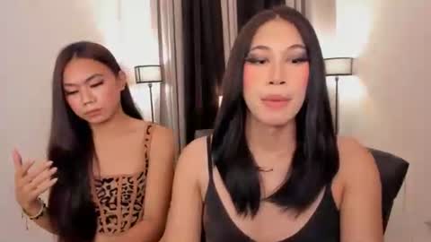 hotlestalinsandra online show from May 16, 2026, 11:57 pm