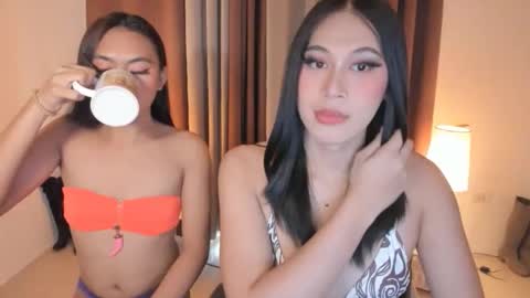 hotlestalinsandra online show from May 22, 2026, 1:02 am