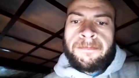 Snapshot of hotloads1992 chatting on February 1, 2026, 12:37 pm hotloads1992 online show from February 1, 2026, 12:37 pm