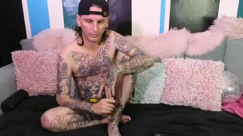 Snapshot of hotlunchxxx chatting on July 25, 2026, 5:21 pm NEXT SHOW JAN 31 online show from July 25, 2026, 5:21 pm