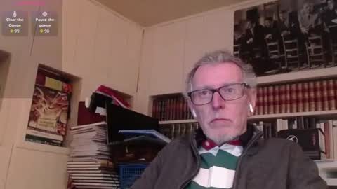 hotlux_54 online show from April 11, 2026, 7:07 pm