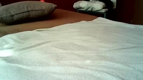 Makenzie online show from June 25, 2026, 5:12 am