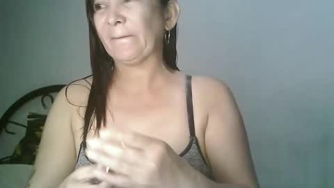 Snapshot of hotmamajen4u chatting on June 2, 2026, 11:12 am hotmamajen4u online show from June 2, 2026, 11:12 am