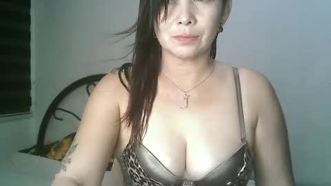Snapshot of hotmamajen4u chatting on July 13, 2026, 10:40 am hotmamajen4u online show from July 13, 2026, 10:40 am