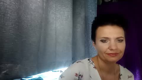 Snapshot of hotmamaqueen234 chatting on July 25, 2026, 11:19 am hotmamaqueen234 online show from July 25, 2026, 11:19 am