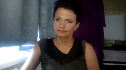 Snapshot of hotmamaqueen234 chatting on July 27, 2026, 1:18 pm hotmamaqueen234 online show from July 27, 2026, 1:18 pm