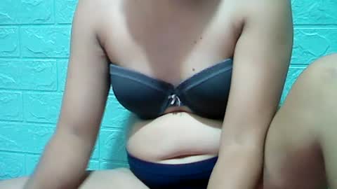 Snapshot of hotmoana chatting on June 19, 2026, 1:54 am hotmoana online show from June 19, 2026, 1:54 am