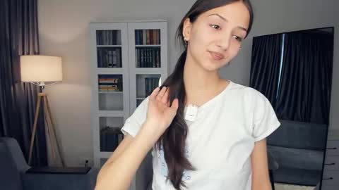 Cherry  online show from February 21, 2026, 9:32 am