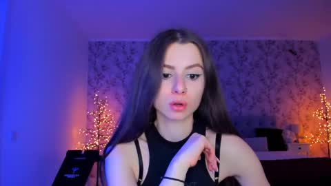 Snapshot of hotmolly_ chatting on May 1, 2026, 6:45 pm hotmolly_ online show from May 1, 2026, 6:45 pm