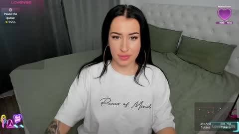 Snapshot of hotmorenaxxx chatting on April 20, 2026, 9:01 am hotmorenaxxx online show from April 20, 2026, 9:01 am