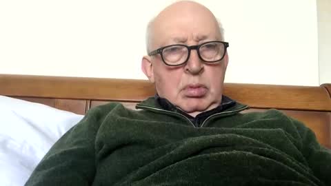 hotmuff99 online show from February 27, 2025, 2:32 pm