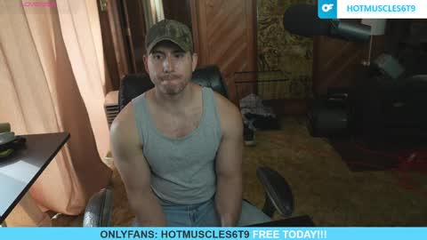 hotmuscles6t9 online show from April 27, 2026, 2:37 pm