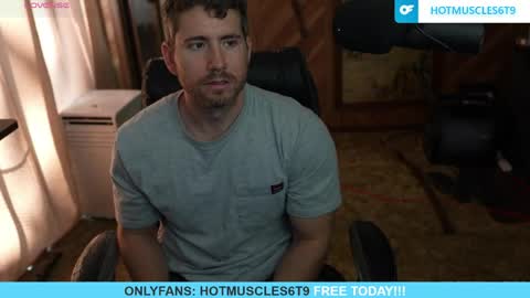 hotmuscles6t9 online show from May 8, 2026, 2:22 pm