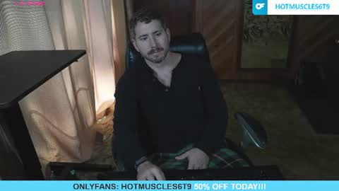 hotmuscles6t9 online show from July 7, 2026, 3:27 pm