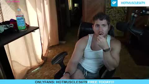 hotmuscles6t9 online show from July 28, 2026, 4:39 pm