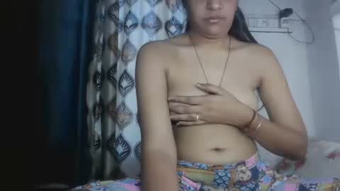 Snapshot of hotnsweetindian chatting on April 13, 2026, 11:59 am lola online show from April 13, 2026, 11:59 am