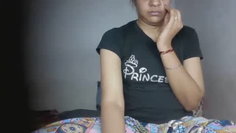 Snapshot of hotnsweetindian chatting on May 16, 2026, 3:55 pm lola online show from May 16, 2026, 3:55 pm