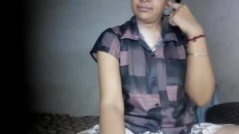 Snapshot of hotnsweetindian chatting on May 26, 2026, 5:47 am lola online show from May 26, 2026, 5:47 am