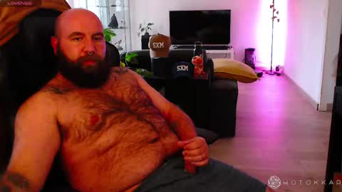 Snapshot of hotokar chatting on April 1, 2026, 4:37 pm Hotokkar online show from April 1, 2026, 4:37 pm