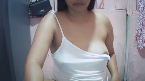 Snapshot of hotpink4u04 chatting on January 18, 2026, 11:25 am hotpink4u04 online show from January 18, 2026, 11:25 am