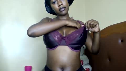 hotpussy online show from July 4, 2026, 10:32 am