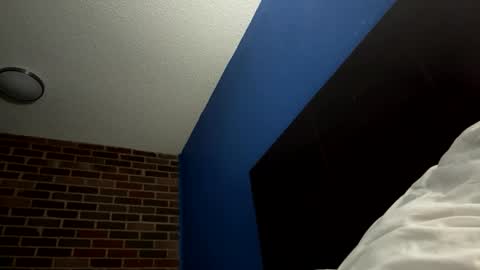 hotsexyclassyhippies online show from October 24, 2025, 11:39 am