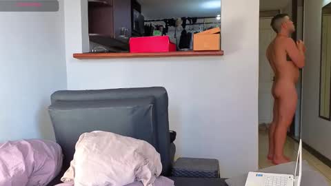 Snapshot of hotstud_999 chatting on November 2, 2025, 9:17 pm Andres online show from November 2, 2025, 9:17 pm