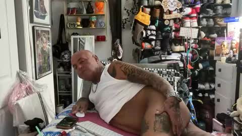 hotstuff775616 online show from February 7, 2026, 5:44 am