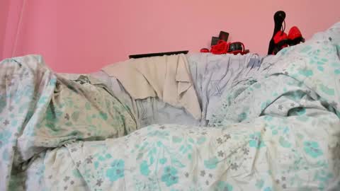 Snapshot of hotsweetangel4u chatting on February 20, 2025, 1:19 pm Monica online show from February 20, 2025, 1:19 pm