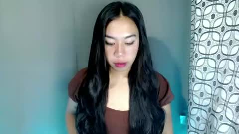 jelaigrande  online show from January 29, 2025, 8:35 pm