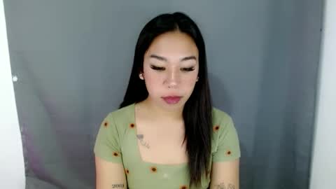 jelaigrande  online show from March 6, 2025, 12:19 pm