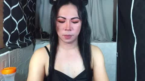 Snapshot of hott_summerr chatting on May 24, 2026, 5:45 am Alex Summer online show from May 24, 2026, 5:45 am