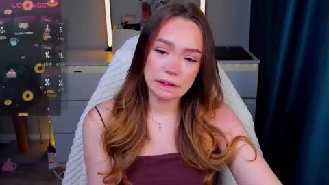 Snapshot of hottease_pvt chatting on March 9, 2026, 8:07 am hello Im Eva online show from March 9, 2026, 8:07 am