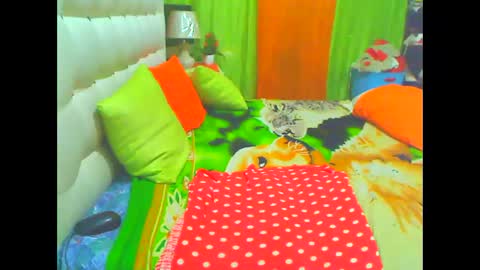 Snapshot of hottesa2019 chatting on February 19, 2025, 7:05 pm THEONE online show from February 19, 2025, 7:05 pm