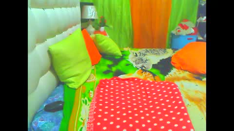 Snapshot of hottesa2019 chatting on February 19, 2025, 10:09 pm THEONE online show from February 19, 2025, 10:09 pm