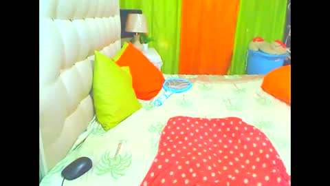 Snapshot of hottesa2019 chatting on February 26, 2025, 4:03 pm THEONE online show from February 26, 2025, 4:03 pm