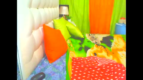 Snapshot of hottesa2019 chatting on March 9, 2025, 11:35 pm THEONE online show from March 9, 2025, 11:35 pm