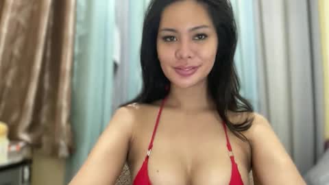 Snapshot of hottest_katarinaxxx chatting on April 18, 2026, 6:39 am katarina online show from April 18, 2026, 6:39 am