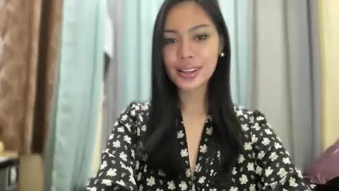 Snapshot of hottest_katarinaxxx chatting on April 21, 2026, 6:31 am katarina online show from April 21, 2026, 6:31 am