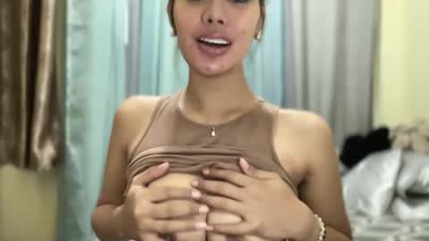 Snapshot of hottest_katarinaxxx chatting on May 20, 2026, 1:12 am katarina online show from May 20, 2026, 1:12 am
