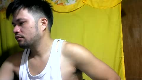 Snapshot of hottestpinoy2323 chatting on July 7, 2026, 5:32 am HottestPinoy32 online show from July 7, 2026, 5:32 am